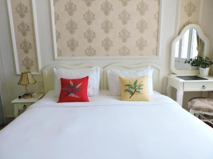 Chez Lotus Vn Hotel Ho Chi Minh City Exterior photo